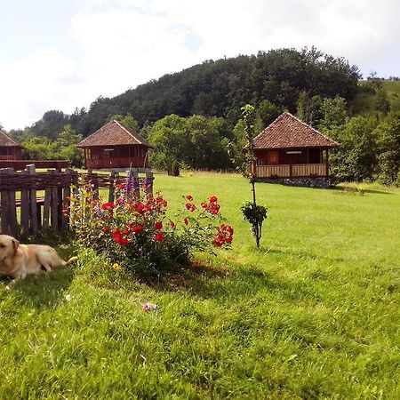 Etno Village Gostoljublje Kosjeric Exterior photo