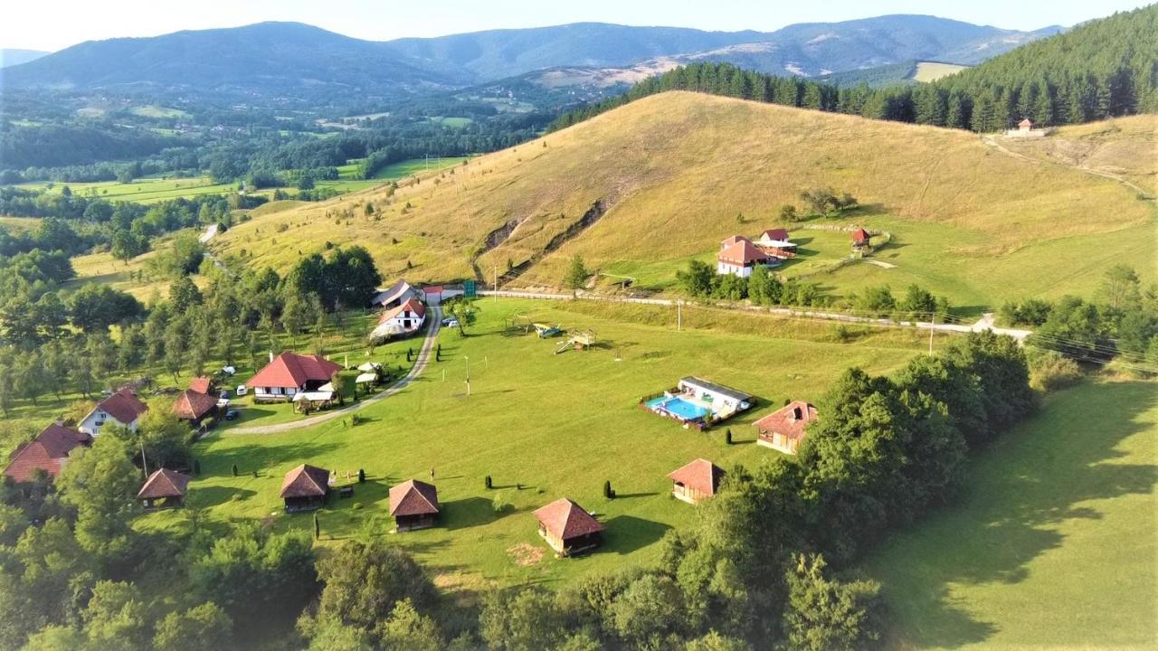 Etno Village Gostoljublje Kosjeric Exterior photo